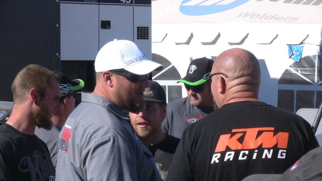 33. KOH Dave talking to someone..jpg