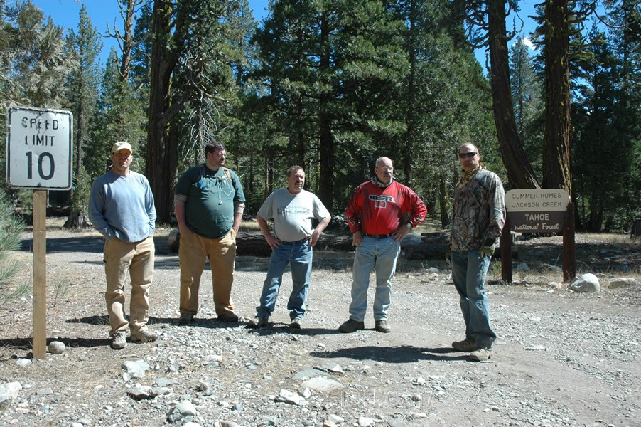 037. Larry uses these knuckleheads for the frameshot..jpg