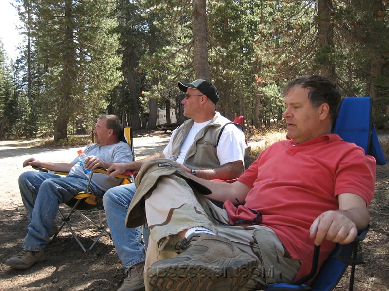 27. Bill, Larry and Tom Z relax before Larry takes off..jpg