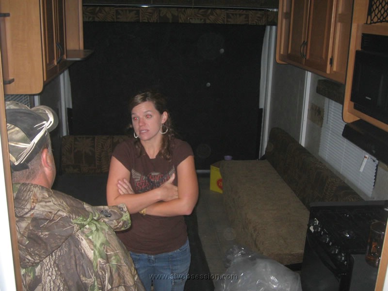 118. Jack and Staci talk while Dusty runs around setting up..jpg