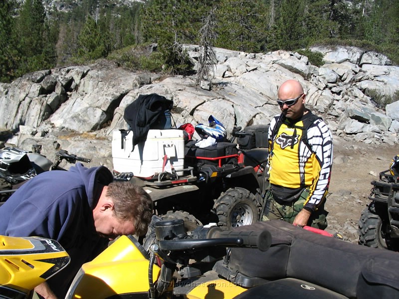 034. Bill and Ken while everyone takes a lunch break..jpg