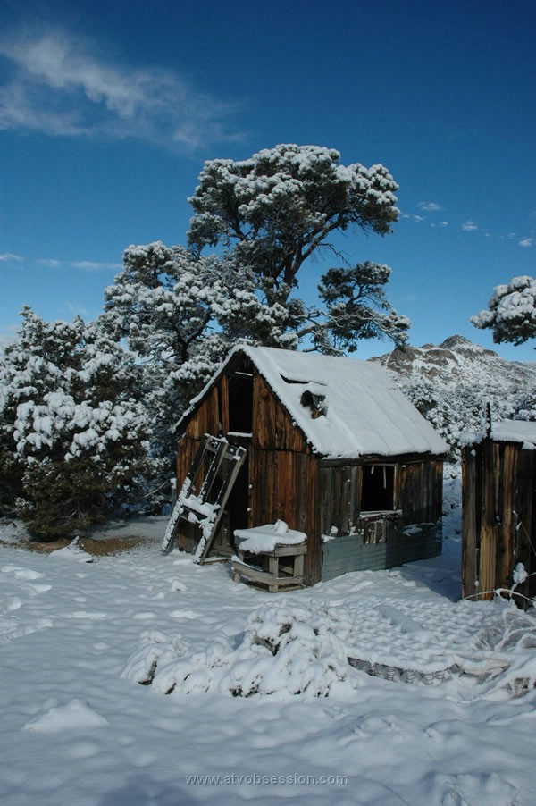 245. Check out the mattress spring on the ground..jpg